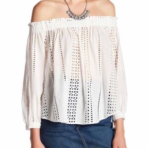 ASTR THE LABEL Off The Shoulder Three Quarter Sleeve Eyelet Babydoll Top Size S